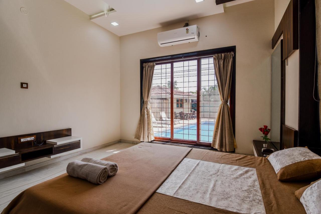 Lifeline Villas - Luxurious Taraangan 4 Mountain View Villa With Biggest Pool And Huge Open Area Lonavala Exterior photo